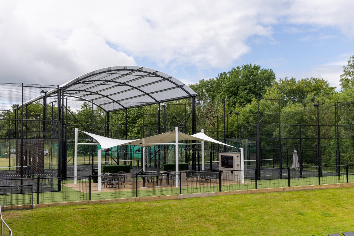 Padel court canopy installation