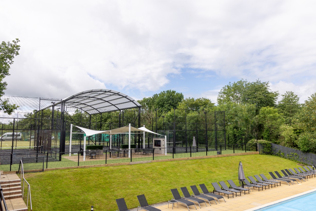 A high-quality padel court canopy installation