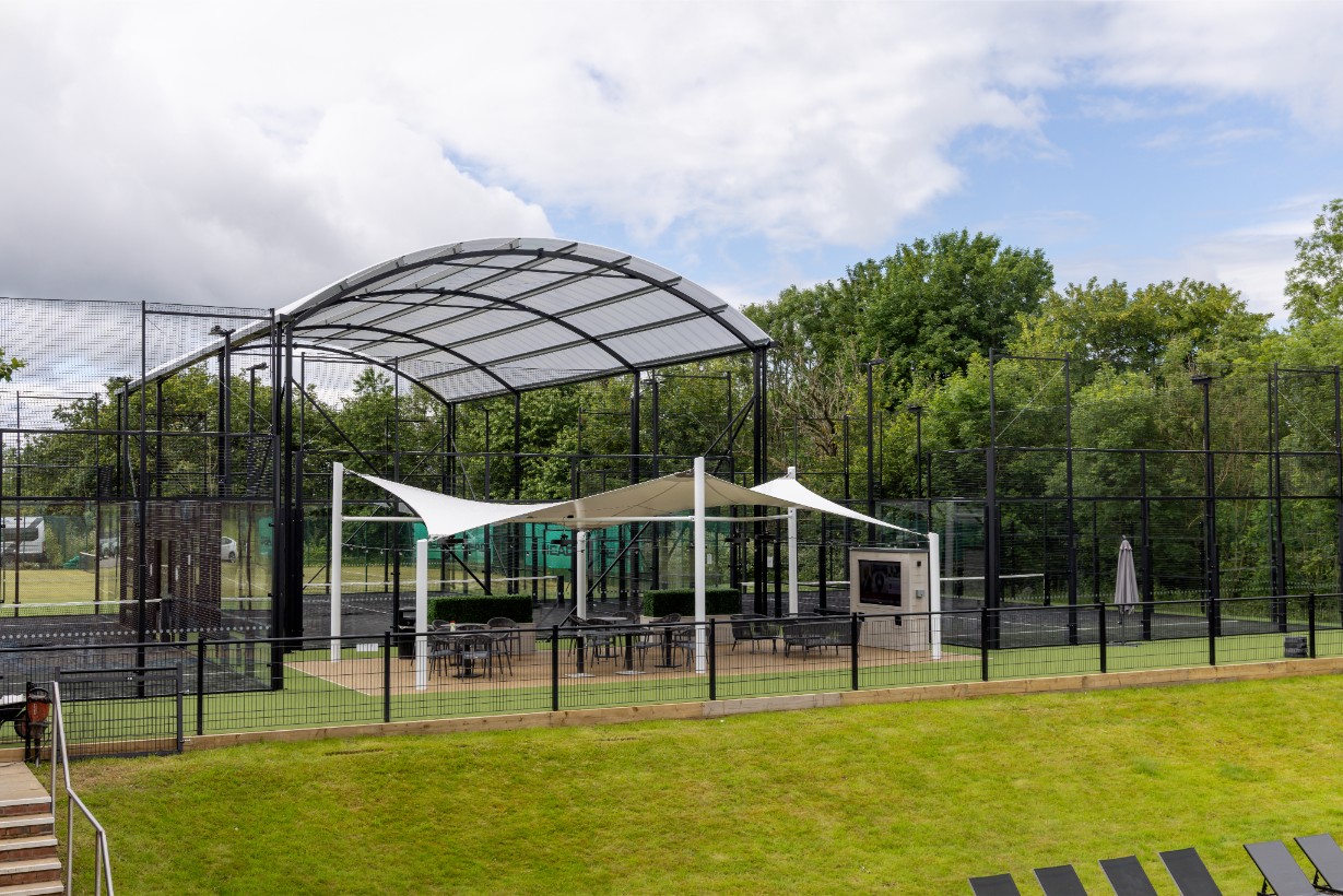 Padel court canopy installation